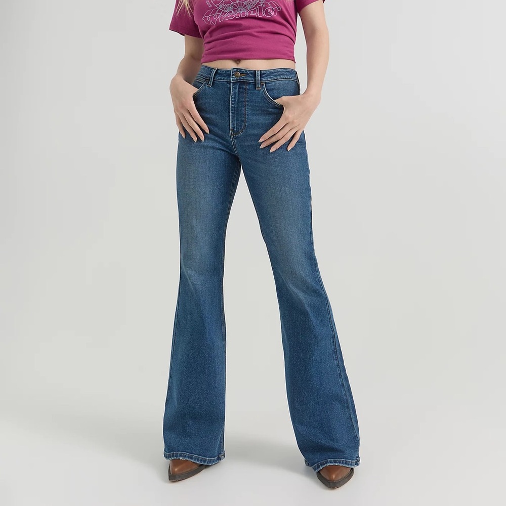 Wrangler High Rise Fierce Flare Jeans